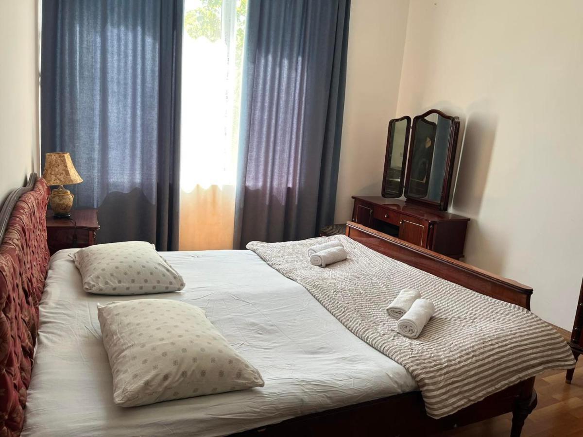 Guest House Oasis - Tvishi Zewnętrze zdjęcie