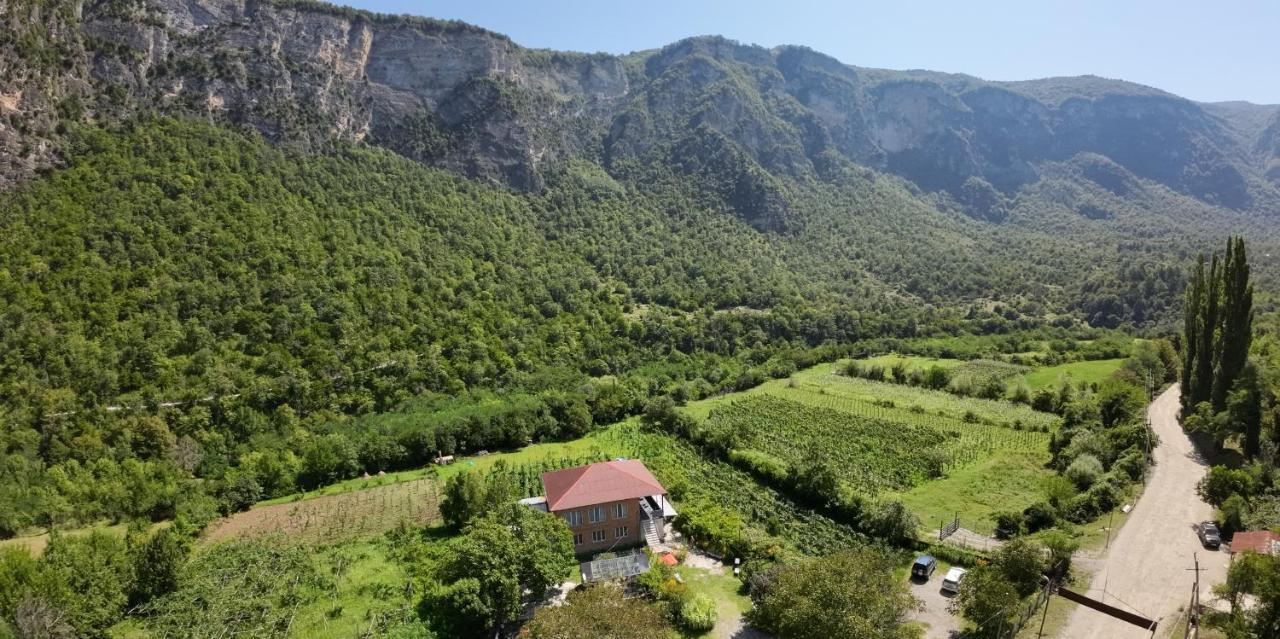 Guest House Oasis - Tvishi Zewnętrze zdjęcie